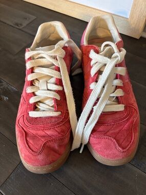 Coolway Goal Red Suede Lace-Up Sneakers